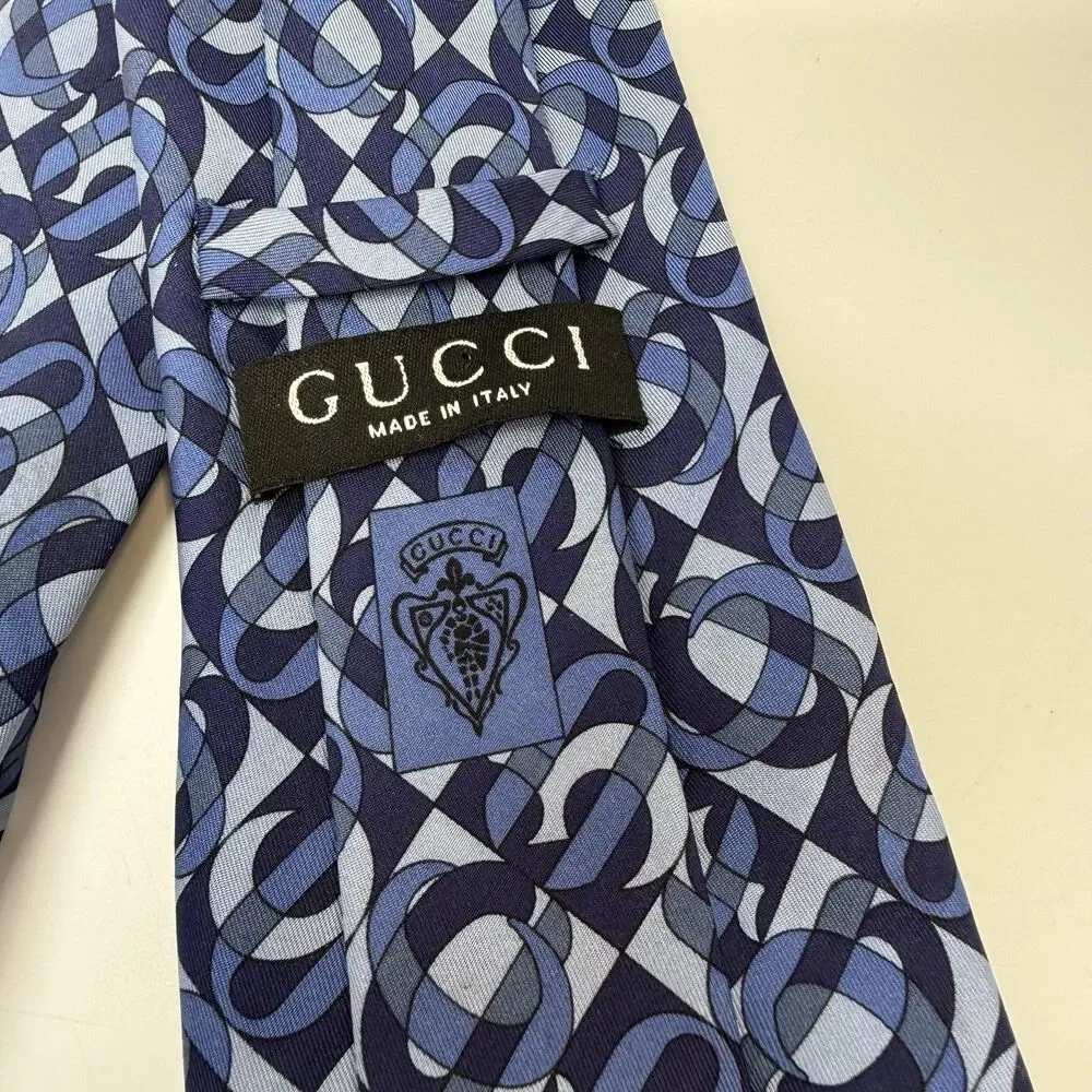 GUCCI Made In Italy Blue Geometric 100% Silk Tie